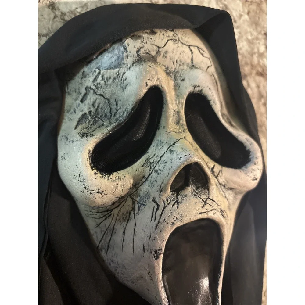 Easter Unlimited Scream‎ Aged Ghost Face Mask Horror Halloween Fun World GUC